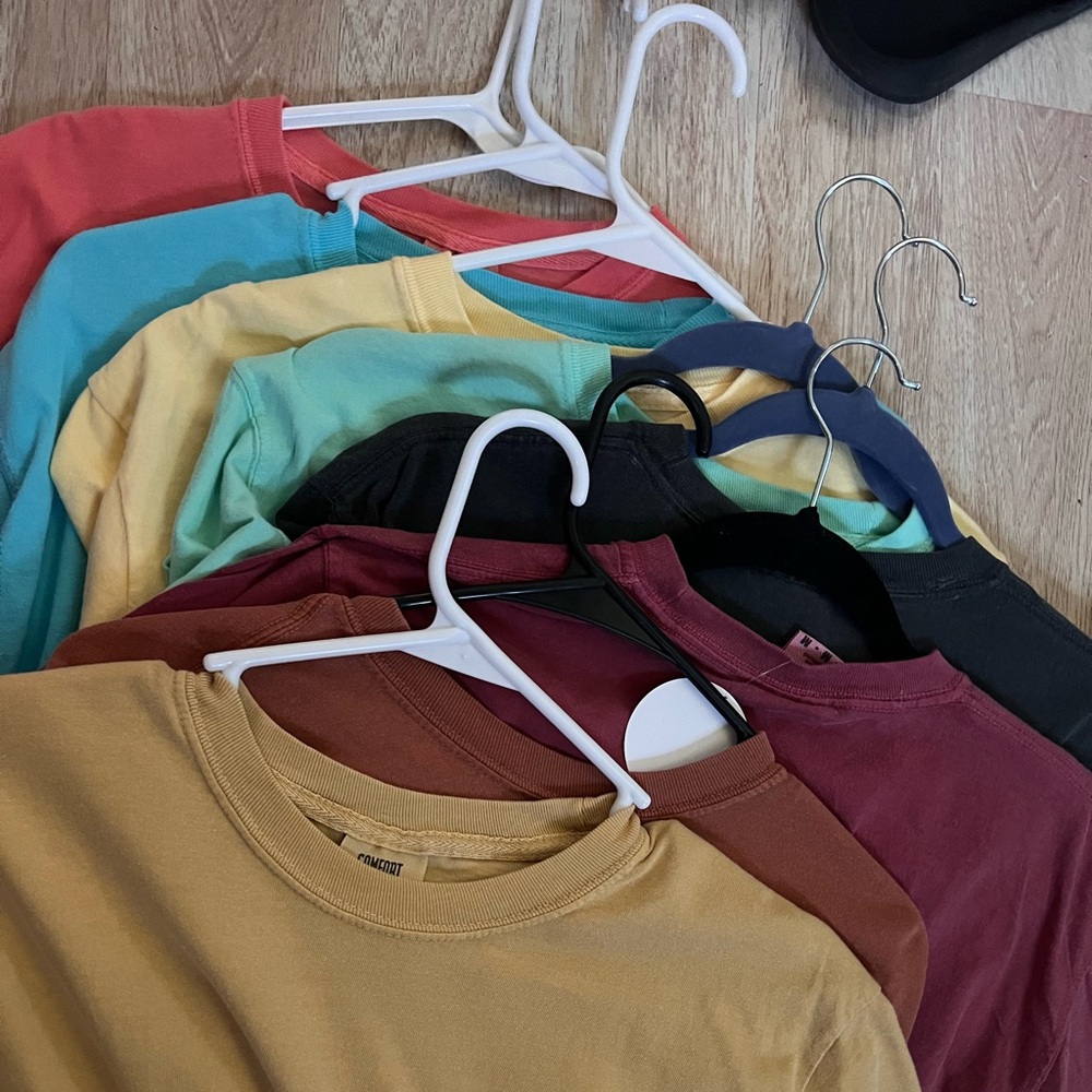 Bundle of 16 Comfort Colors plain t-shirts